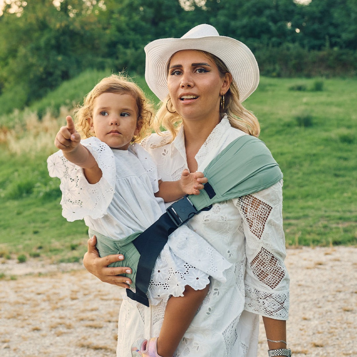 Nova Mamas Toddler Carrier